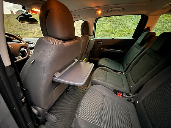 Peugeot 5008 22 of 30