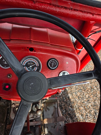Massey Ferguson 135 5 of 11
