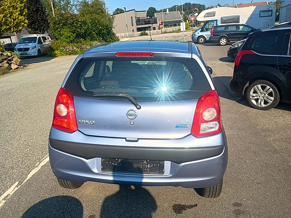 Nissan Pixo 4 of 18