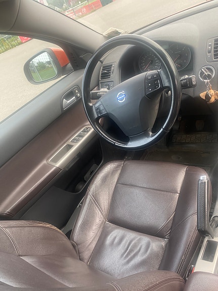 Volvo V50 5 of 5