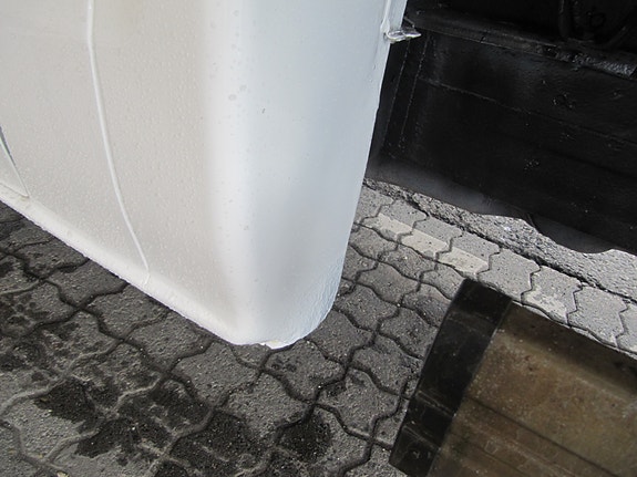 Ford Transit 350L Van 6 of 30