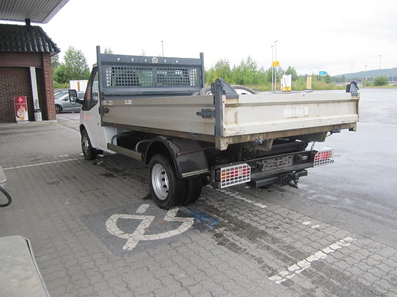 Ford Transit 350L Van 14 of 30