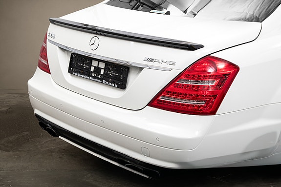 Mercedes-Benz S63 7 of 30