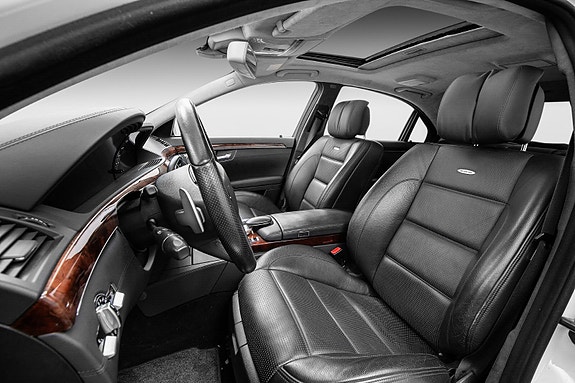 Mercedes-Benz S63 13 of 30