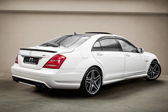 Mercedes-Benz S63 2 of 30