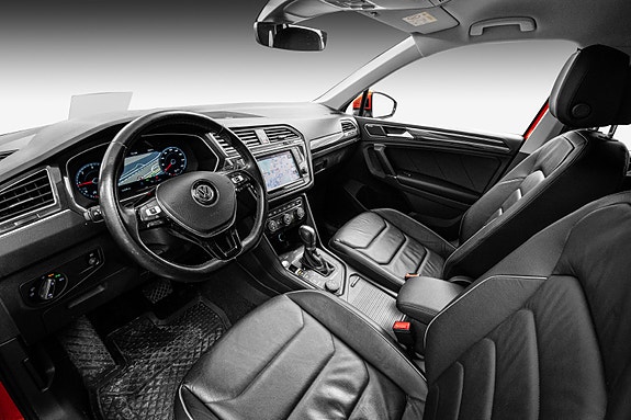 Volkswagen Tiguan 8 of 30