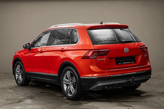 Volkswagen Tiguan 4 of 30