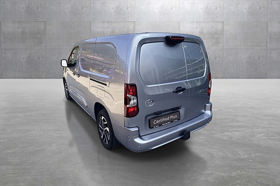 Toyota Proace City 3 of 5