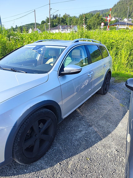 Volkswagen Passat 4 of 4