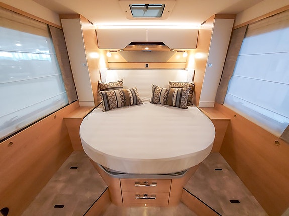 Hymer B ML I 790 BlackLine 3 of 5