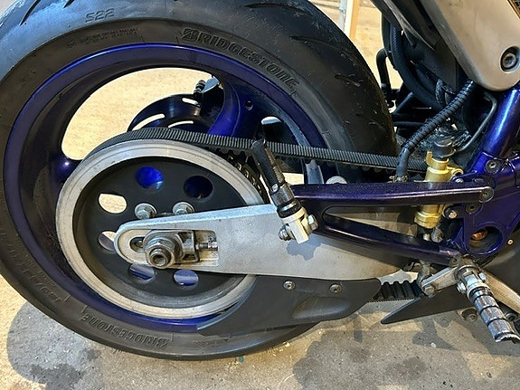Buell X1 1200 Lightning 2 of 5