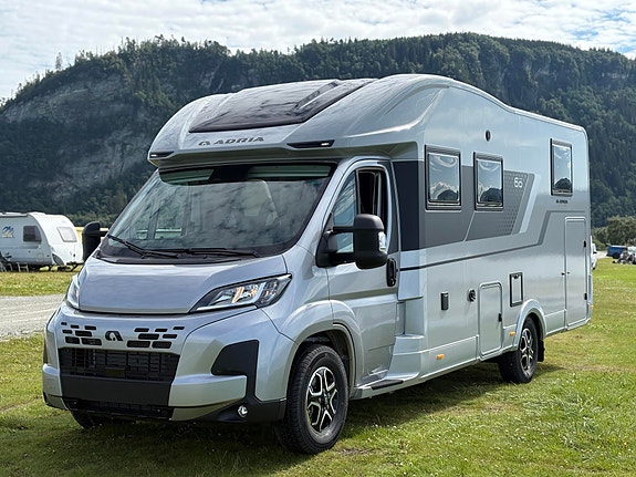 Adria Coral 670 DL 60Y JUBILEUMSMODELL TRUMA / ROMSLI / STILRENT ! 3 of 5