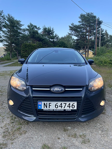Ford Focus 4 of 5