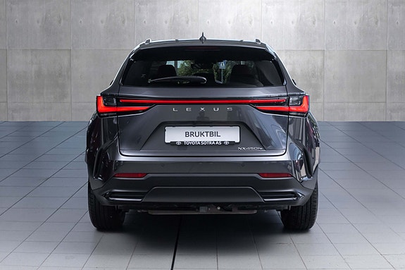 Lexus NX450h 7 of 30