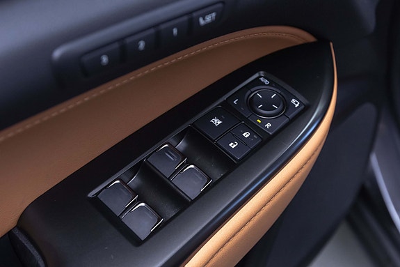 Lexus NX450h 21 of 30