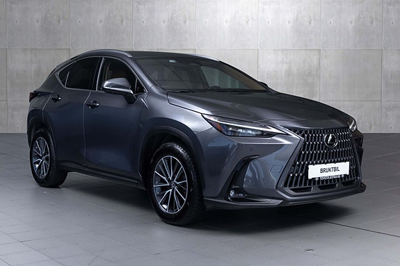 Lexus NX450h 4 of 30