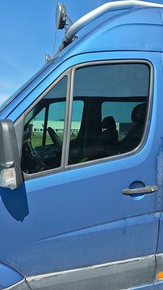 Volkswagen Crafter 3 of 5