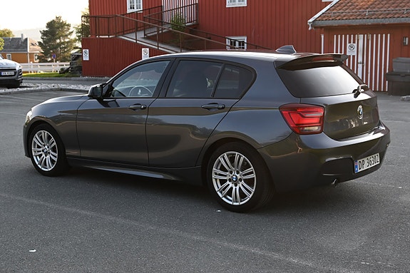 BMW 116d 4 of 5