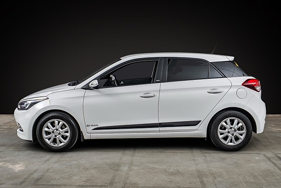 Hyundai i20 4 of 5