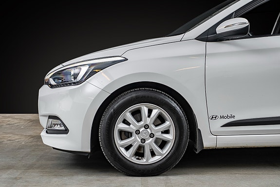 Hyundai i20 3 of 5