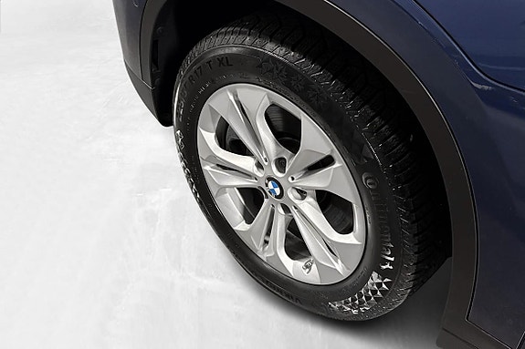 BMW X1 2 of 5