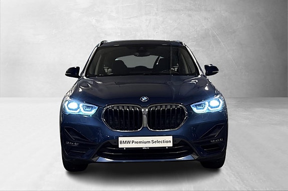 BMW X1 4 of 5