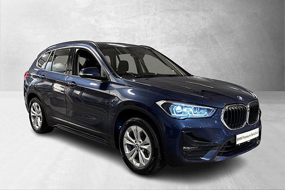 BMW X1 3 of 5