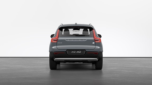 Volvo XC40 5 of 5