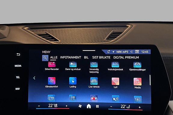 BMW iX2 29 of 30