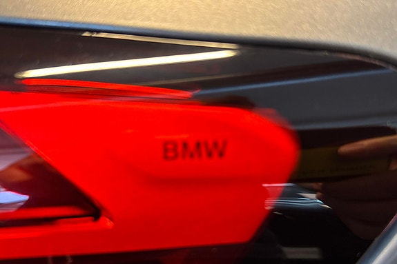 BMW iX2 7 of 30