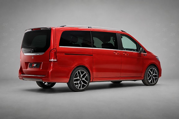 Mercedes-Benz EQV300 3 of 5