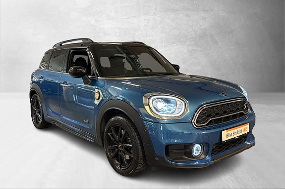 MINI Countryman Cooper SE 3 of 5