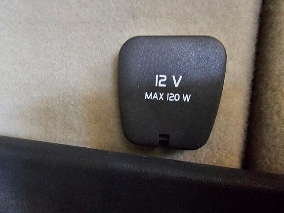 Volvo XC60 12 of 30