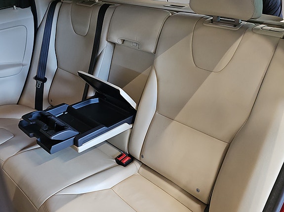 Volvo XC60 18 of 30