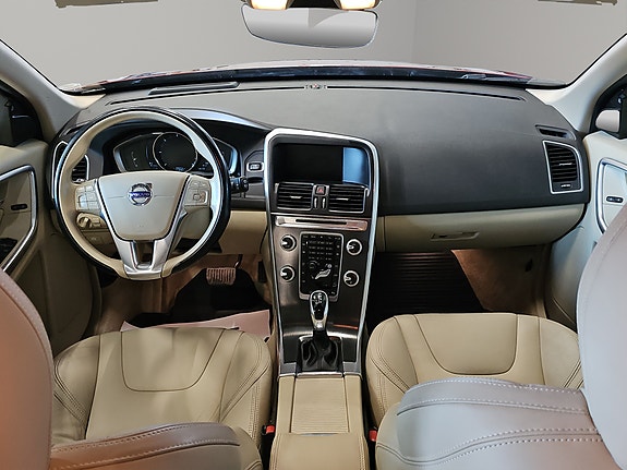 Volvo XC60 19 of 30