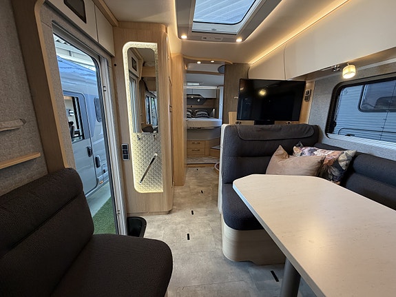Hymer B-ML-I 790 170 HK Automat – Alde – 320 AH Litium - 3X95 Watt solcelle - Iverter 1800W - Elektrisk markise - 10 of 23