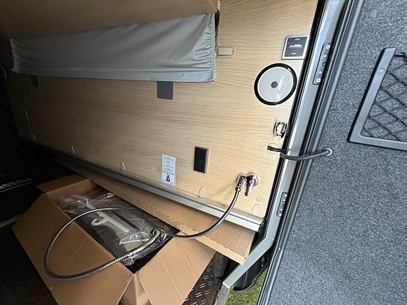 Hymer B-ML-I 790 170 HK Automat – Alde – 320 AH Litium - 3X95 Watt solcelle - Iverter 1800W - Elektrisk markise - 8 of 23