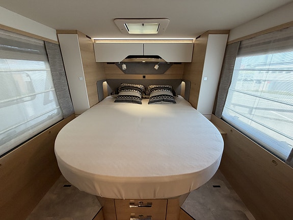 Hymer B-ML-I 790 170 HK Automat – Alde – 320 AH Litium - 3X95 Watt solcelle - Iverter 1800W - Elektrisk markise - 16 of 23