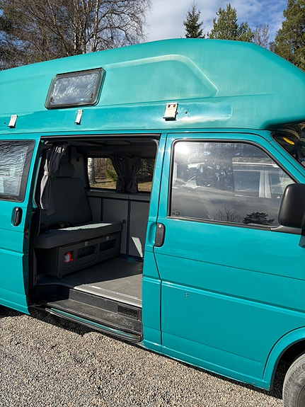 Volkswagen California camper 5 of 5