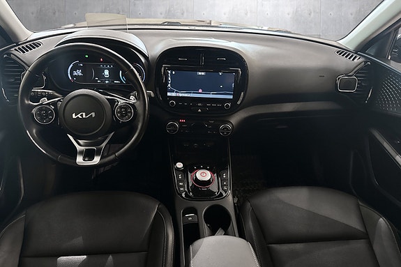 Kia e-Soul 10 of 20