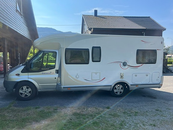 Ford CHALLENGER TRANSIT GENESIS 44 3 of 5