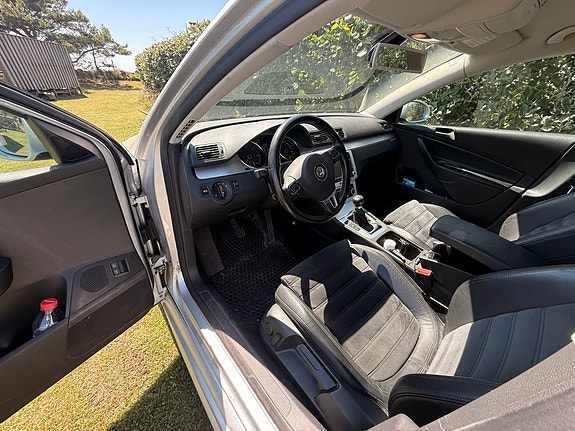 Volkswagen Passat 5 of 5