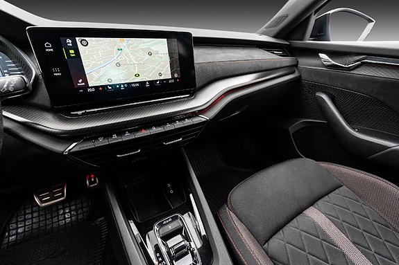 Skoda Octavia 14 of 30