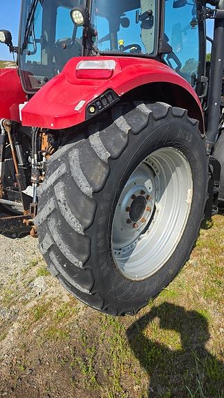 CASE IH Farmall 115U Pro 17 of 30