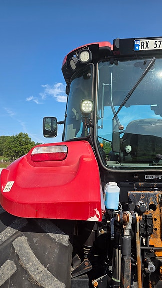 CASE IH Farmall 115U Pro 13 of 30