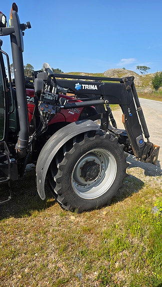 CASE IH Farmall 115U Pro 20 of 30