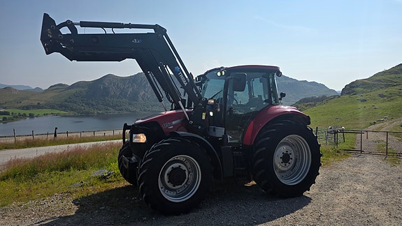 CASE IH Farmall 115U Pro 2 of 30