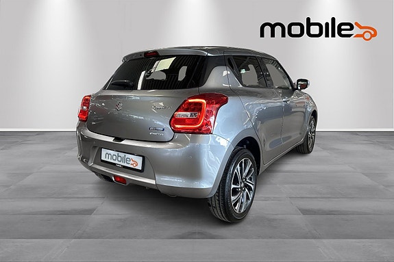 Suzuki Swift 3 of 5