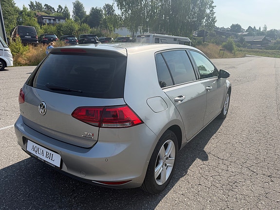 Volkswagen Golf VII 7 of 19