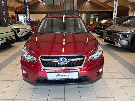 Subaru XV 2 of 5